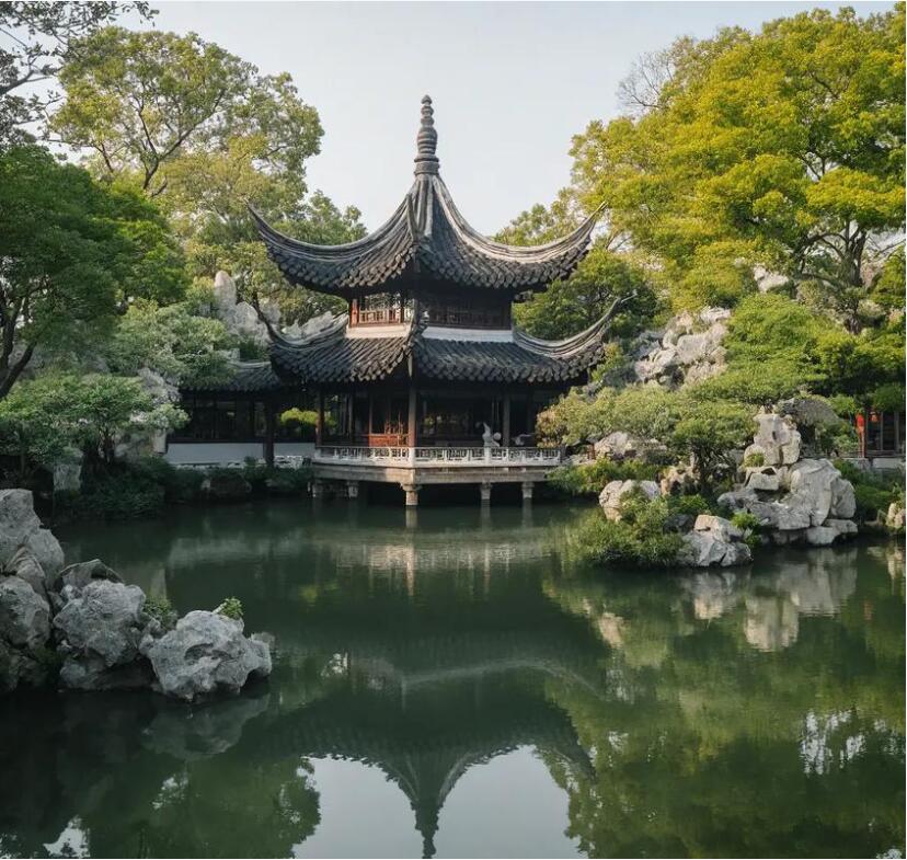 陆川县幻莲餐饮有限公司